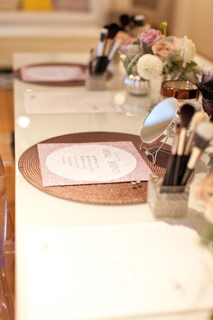 Atelier Soirée Glamour : Brillez sous les Projecteurs